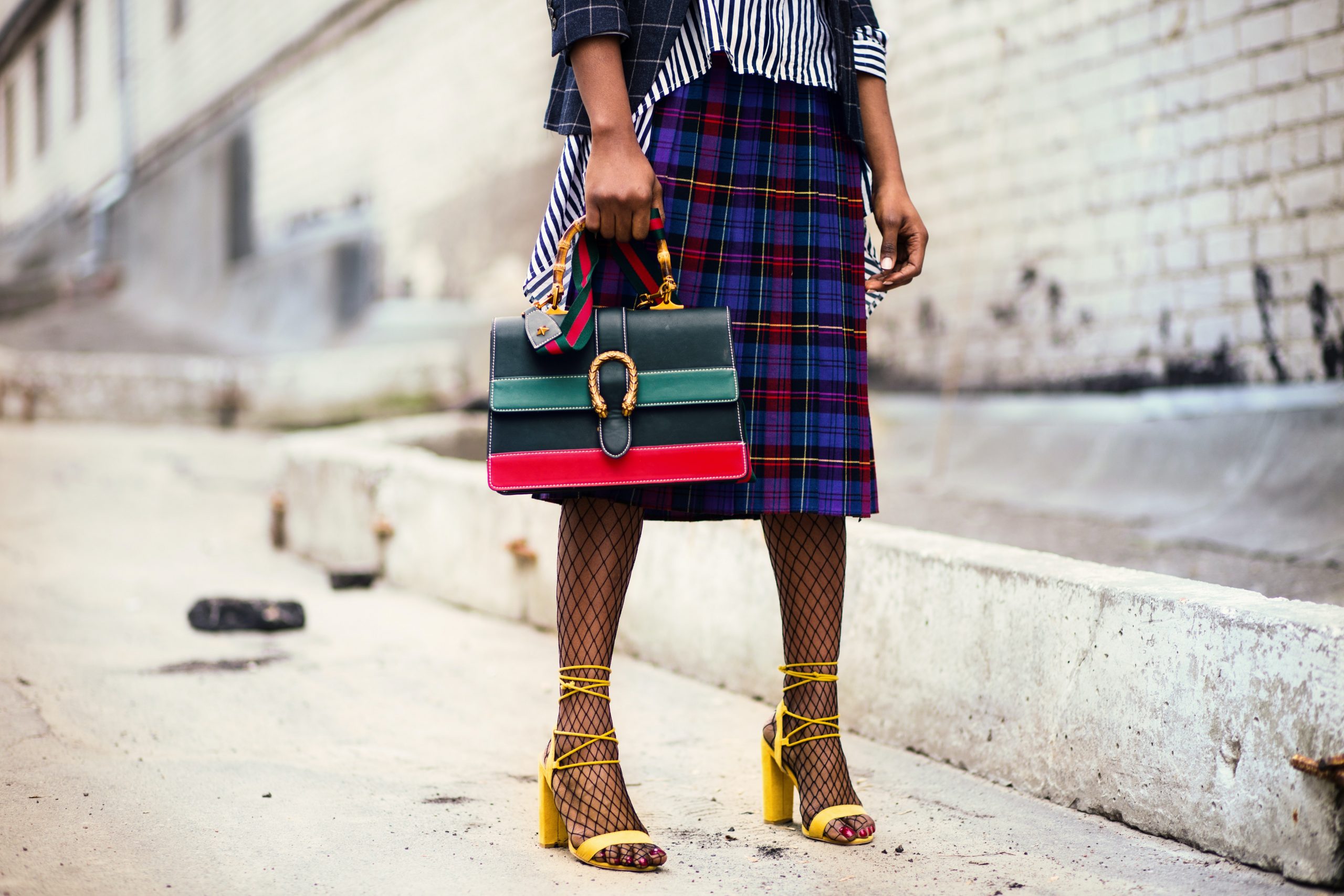 Handbag models you must have in your closet